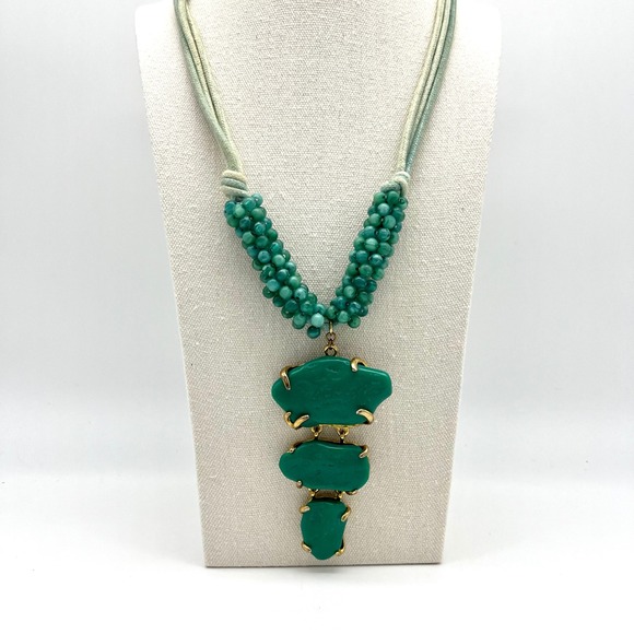 Statement Necklace Green Beaded‎ Pendant Gold Tone Chain Extender - Picture 1 of 6